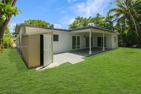 6541 SW 8th Street North Lauderdale FL 33068