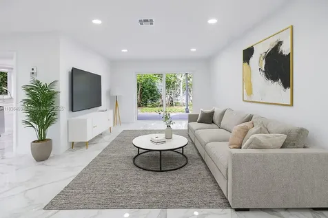 6541 SW 8th Street North Lauderdale FL 33068