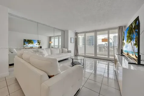 1717 N Bayshore Drive Miami FL 33132