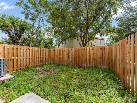 1456 SE 26th Avenue Homestead FL 33035