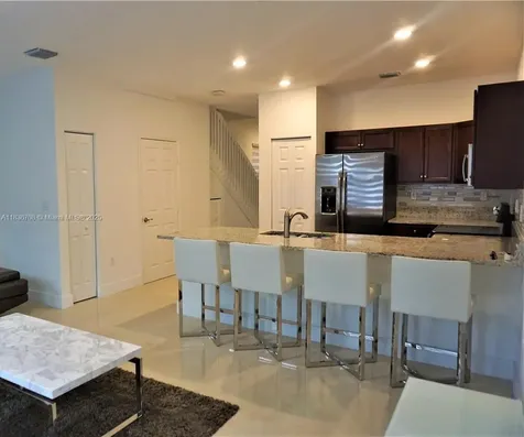 10498 W 33rd Way Hialeah FL 33018