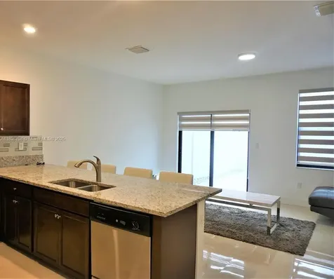 10498 W 33rd Way Hialeah FL 33018