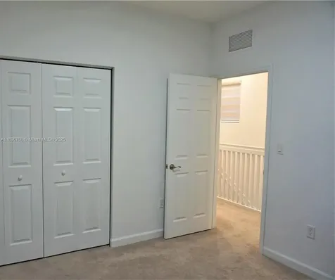 10498 W 33rd Way Hialeah FL 33018