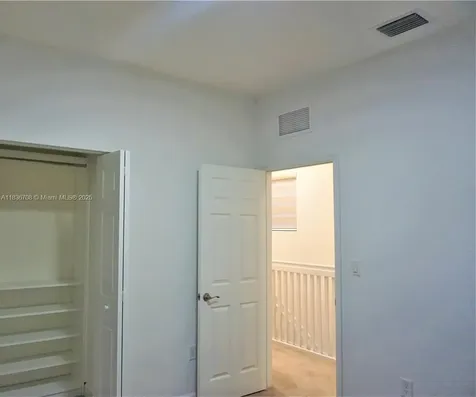 10498 W 33rd Way Hialeah FL 33018