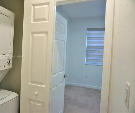 10498 W 33rd Way Hialeah FL 33018