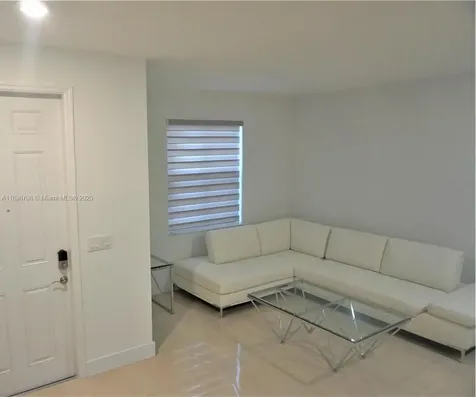 10498 W 33rd Way Hialeah FL 33018