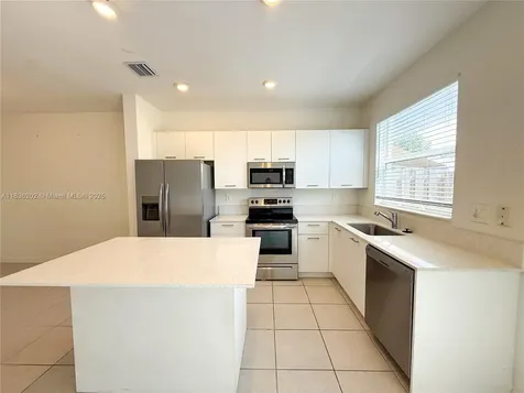 12440 NW 23rd Court Miami FL 33167