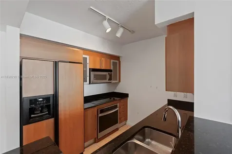 335 S Biscayne Boulevard Miami FL 33131