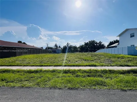 641 NW 42nd Avenue Coconut Creek FL 33066