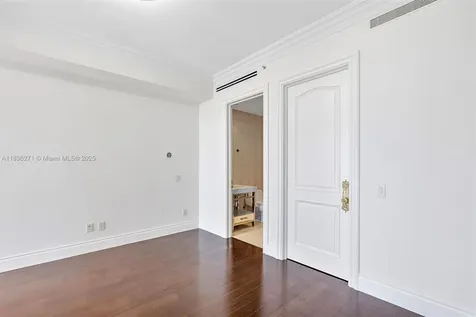 9701 Collins Avenue Bal Harbour FL 33154