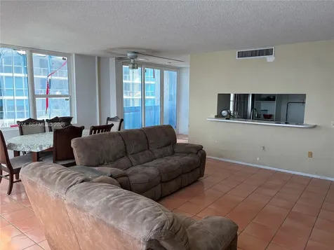 3505 S Ocean Drive Hollywood FL 33019