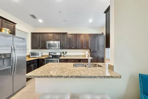 2851 W Prospect Road Tamarac FL 33309