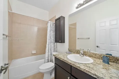 2851 W Prospect Road Tamarac FL 33309