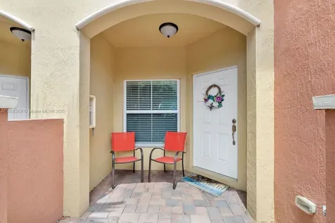 2851 W Prospect Road Tamarac FL 33309