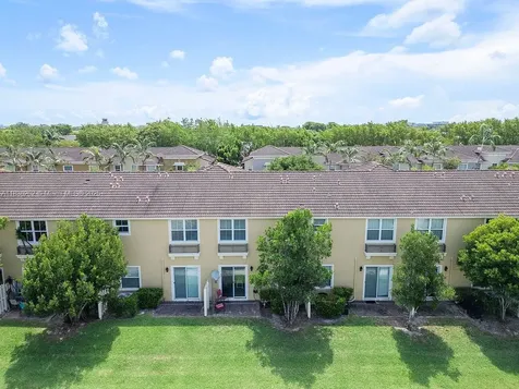 2851 W Prospect Road Tamarac FL 33309