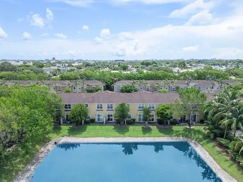 2851 W Prospect Road Tamarac FL 33309
