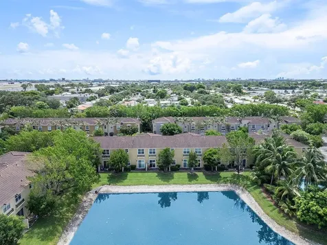 2851 W Prospect Road Tamarac FL 33309