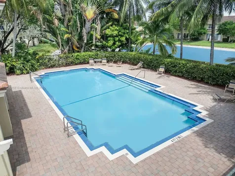 2851 W Prospect Road Tamarac FL 33309