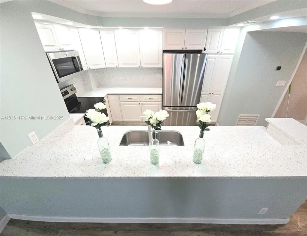 1147 Hillsboro Mile Hillsboro Beach FL 33062