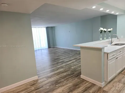 1147 Hillsboro Mile Hillsboro Beach FL 33062
