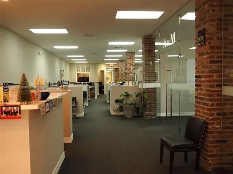 1943 Tyler Street Hollywood FL 33020
