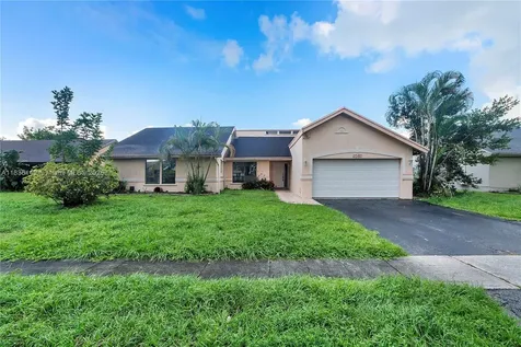 8250 NW 51st Court Lauderhill FL 33351