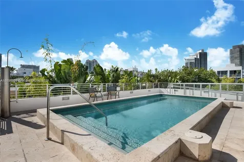 421 Meridian Avenue Miami Beach FL 33139