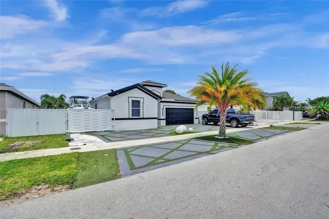 27563 SW 133rd Avenue Homestead FL 33032