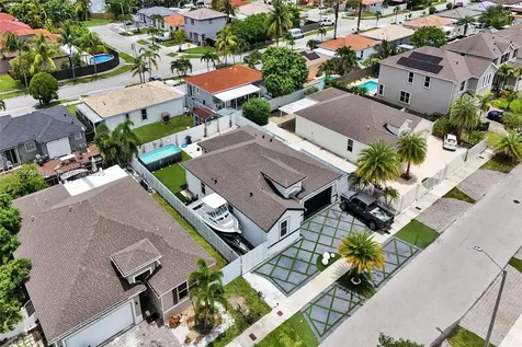 27563 SW 133rd Avenue Homestead FL 33032