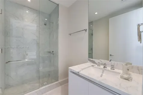 16901 Collins Avenue Sunny Isles Beach FL 33160