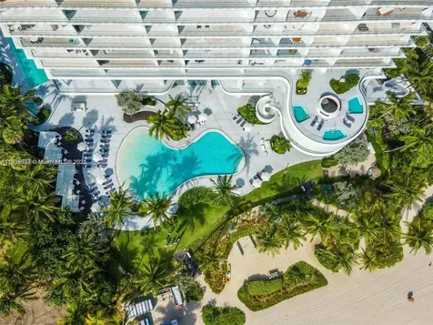 16901 Collins Avenue Sunny Isles Beach FL 33160