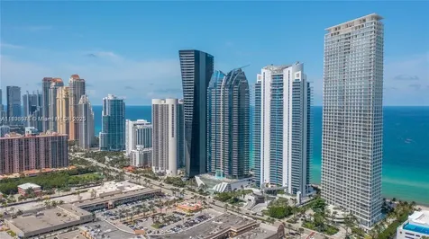 16901 Collins Avenue Sunny Isles Beach FL 33160
