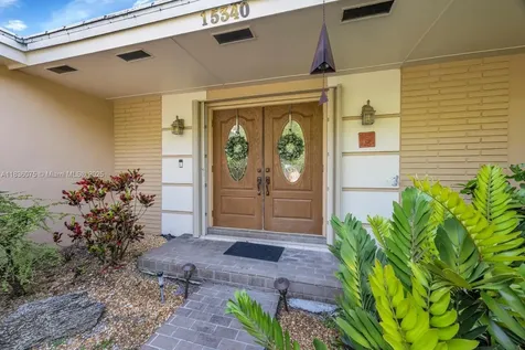15340 SW 82nd Avenue Palmetto Bay FL 33157