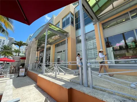 1451 Ocean Drive Miami Beach FL 33139
