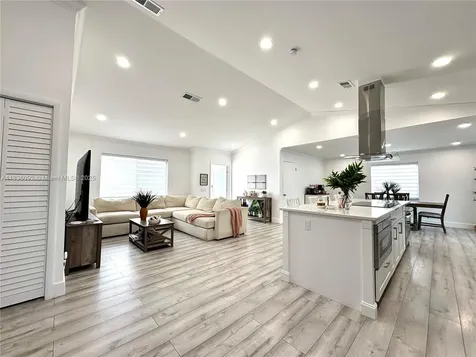 3320 SW 139th Avenue Miami FL 33175