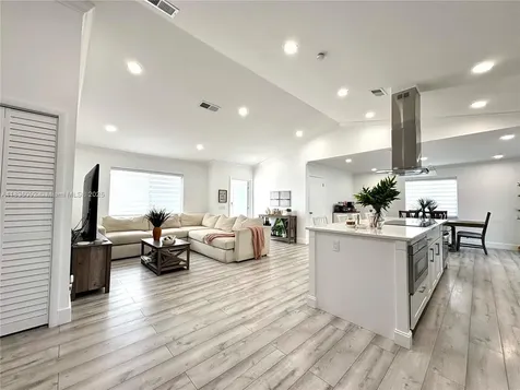 3320 SW 139th Avenue Miami FL 33175