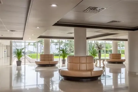 5005 Collins Avenue Miami Beach FL 33140
