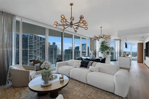 300 Biscayne Boulevard Way Miami FL 33131