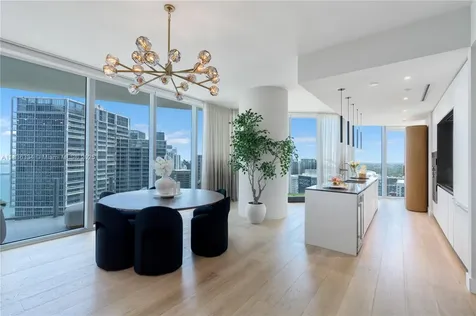 300 Biscayne Boulevard Way Miami FL 33131