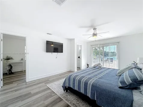 1309 SW 75th Avenue North Lauderdale FL 33068