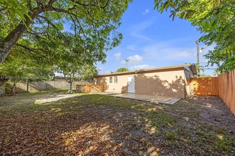 1160 NW 47th Avenue Lauderhill FL 33313
