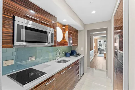 551 N Fort Lauderdale Beach Boulevard Fort Lauderdale FL 33304