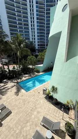 6000 Collins Avenue Miami Beach FL 33140