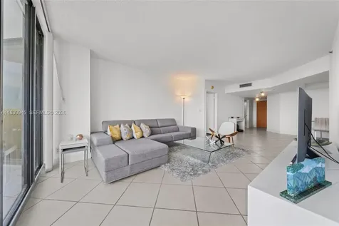 3598 Yacht Club Drive Aventura FL 33180