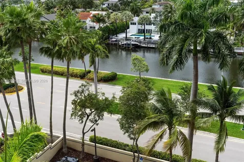 3598 Yacht Club Drive Aventura FL 33180
