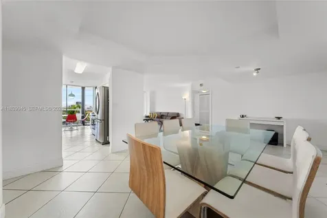 3598 Yacht Club Drive Aventura FL 33180