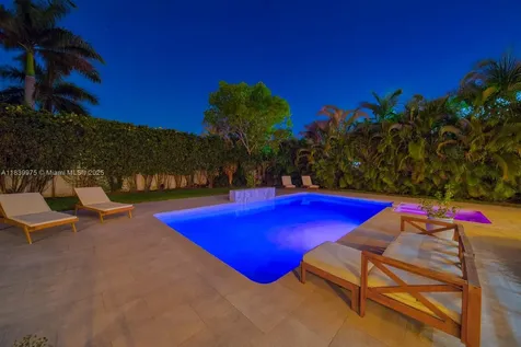 12480 SW 97th Street Miami FL 33186