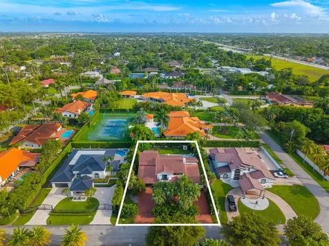 12480 SW 97th Street Miami FL 33186