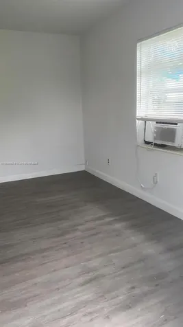 7230 NW 3rd Street Miami FL 33126