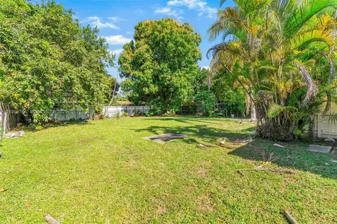1315 NE 146th Street Miami FL 33161